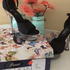 Pleasers - Sweet - Blk/Clr Heel - size 6